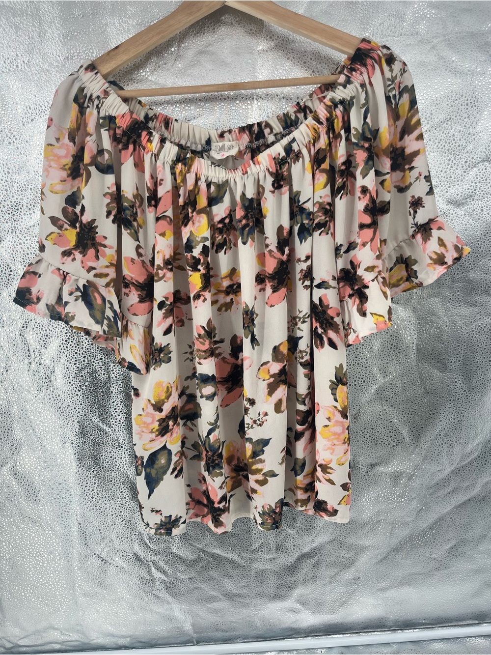 Sienna Sky Women's Floral Print Off-The-Shoulder Ruffle Sleeve Blouse size M